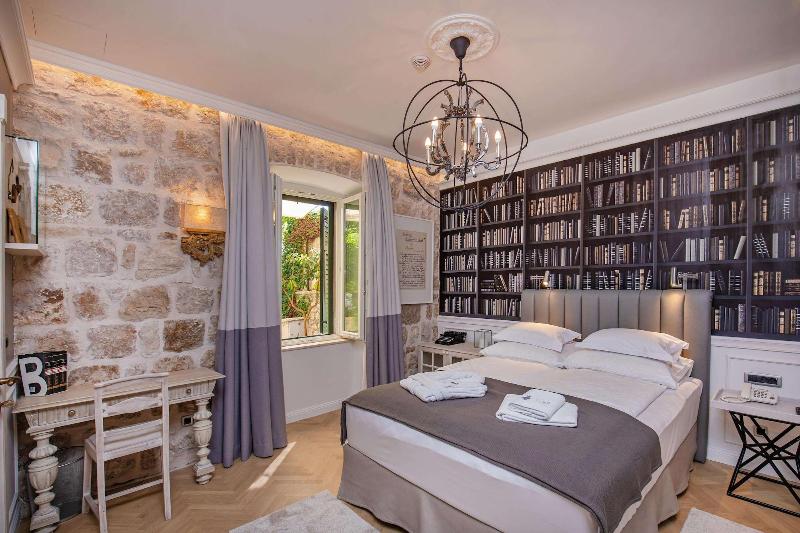 Heritage Villa Nobile image