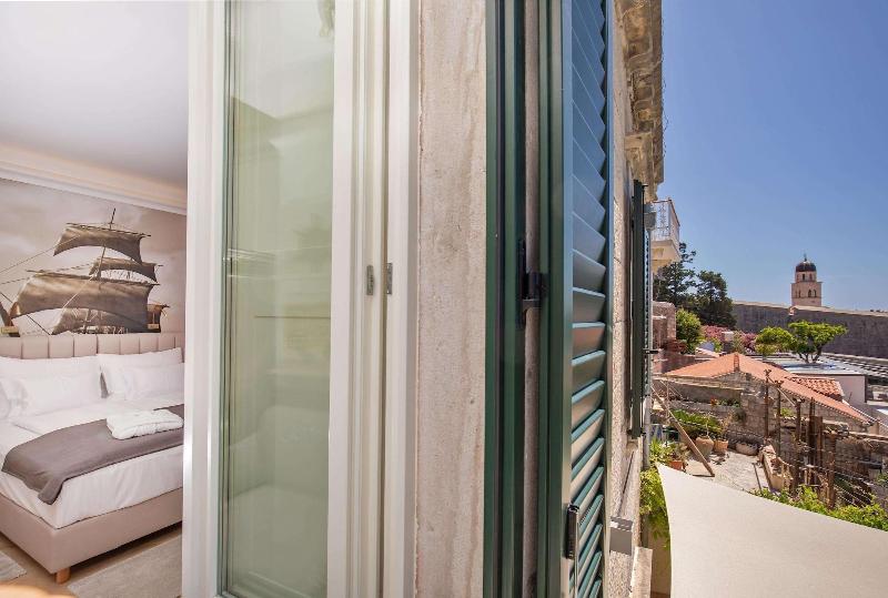 Heritage Villa Nobile image
