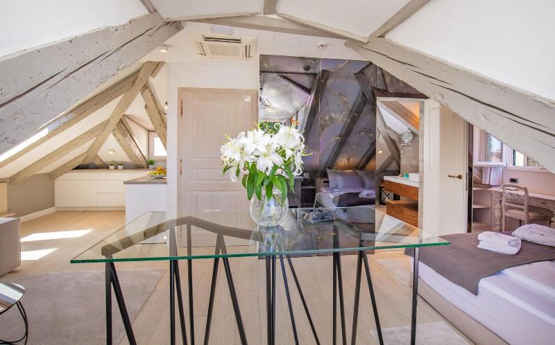 Heritage Villa Nobile image