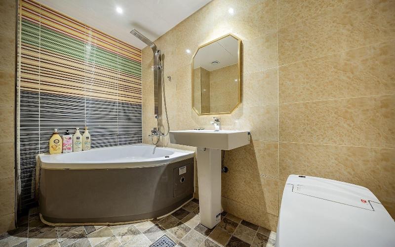 A Plus Bucheon image