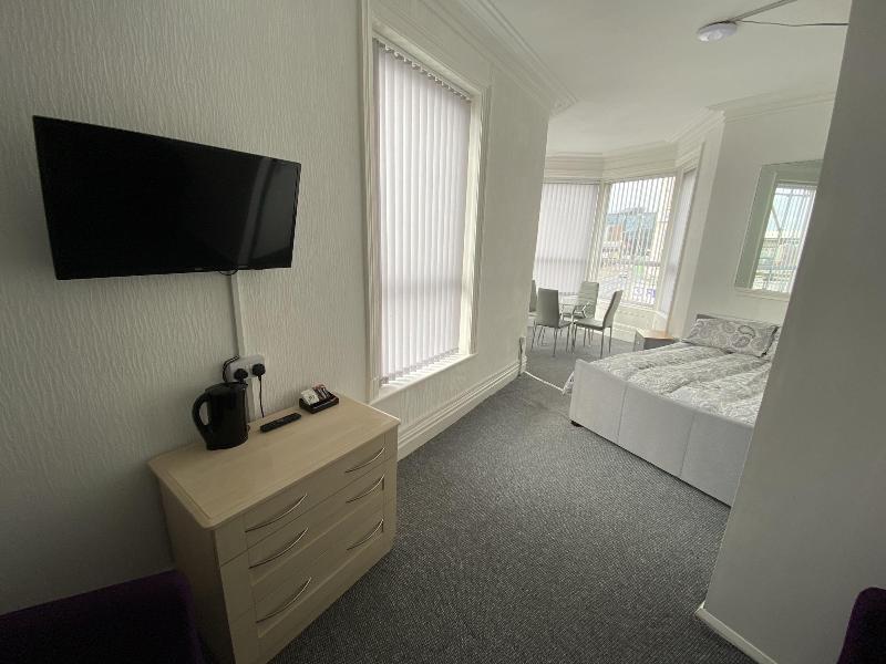 Honley Hotel image