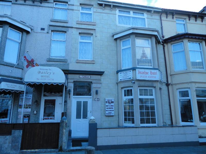 Ivanhoe Hotel — main photo