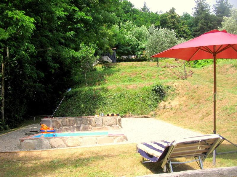 Beautiful Cottage in Pescia with Hot Tub image