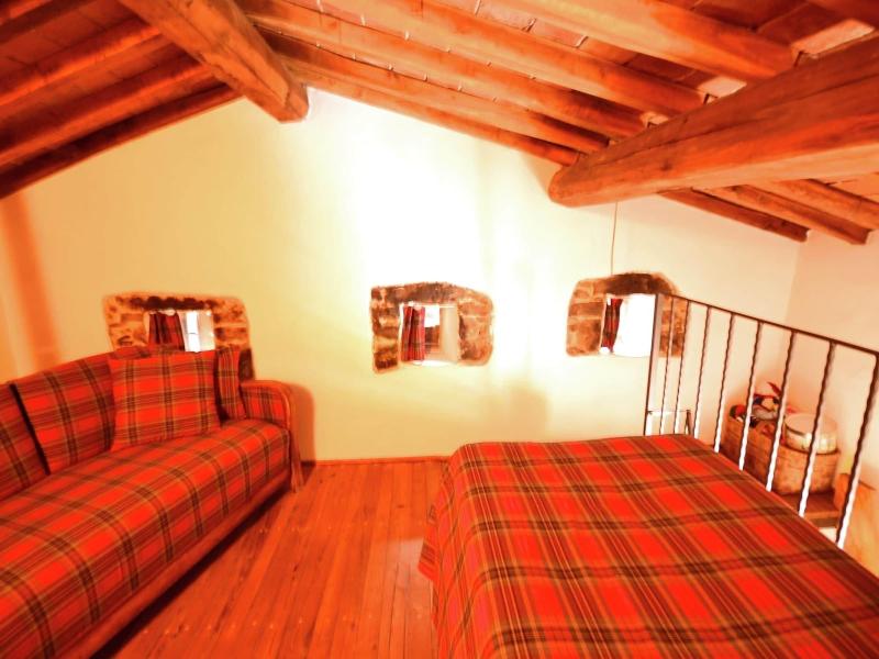 Beautiful Cottage in Pescia with Hot Tub image