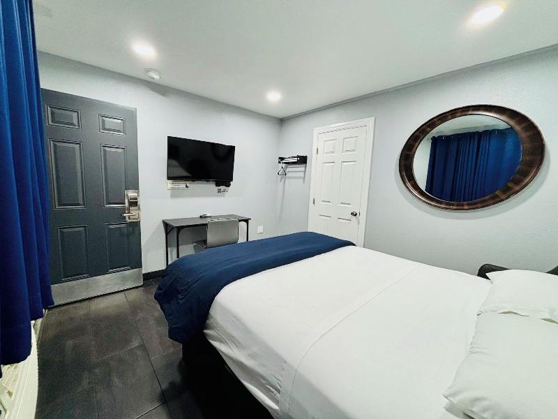 Perfect Inn Motel image