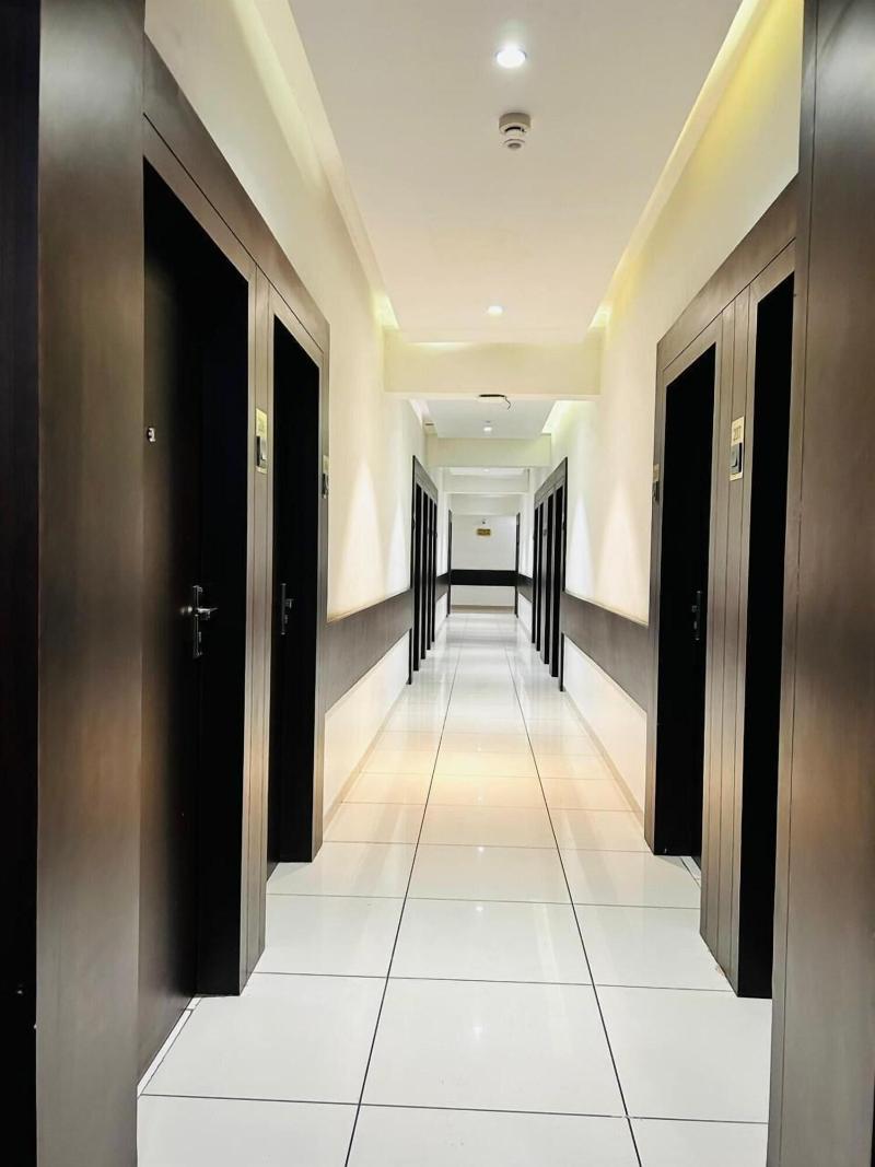 SHAGUN ROOMS & BANQUET Surat