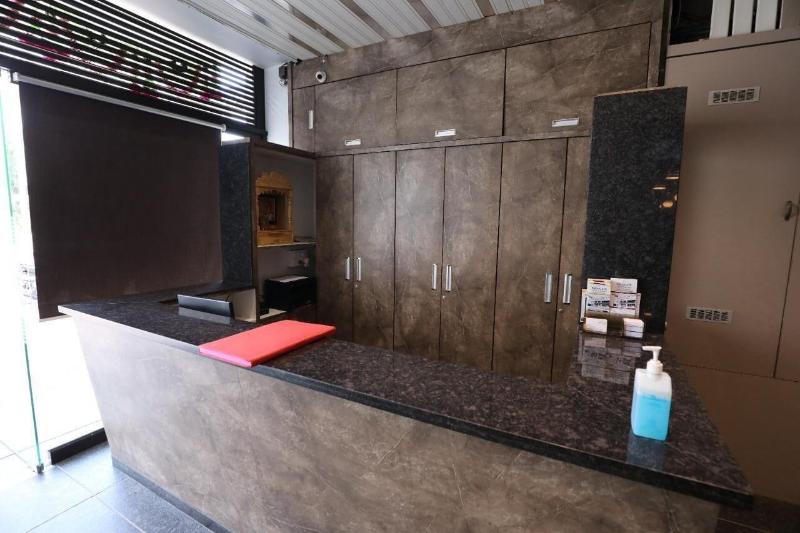 SHAGUN ROOMS & BANQUET Surat