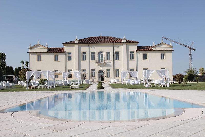 Villa Cornaro Tourist Suites image