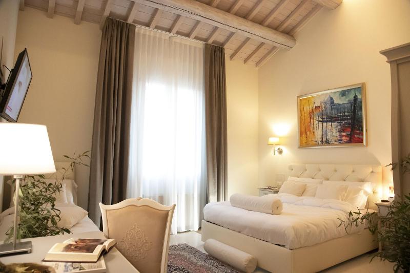 Villa Cornaro Tourist Suites image