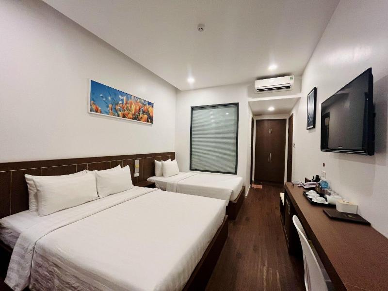 Marina Hotel image