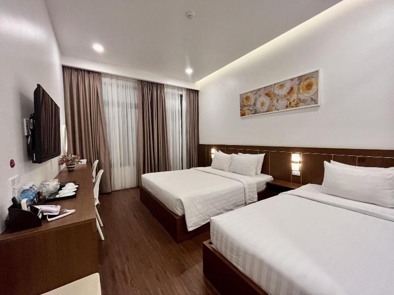 Marina Hotel image