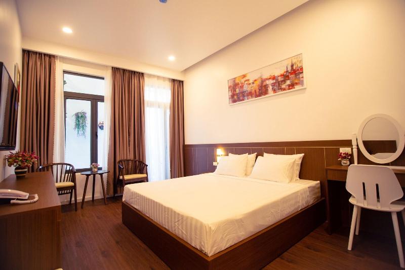 Marina Hotel image