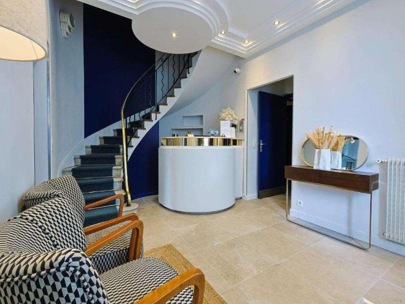 Hotel Albert 1er image
