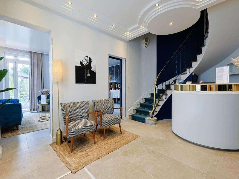 Hotel Albert 1er image