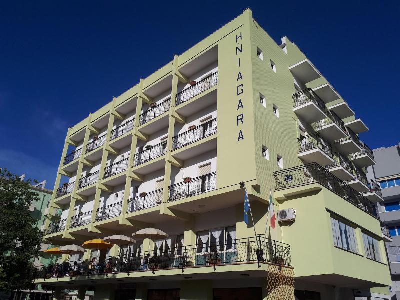 Hotel Niagara image