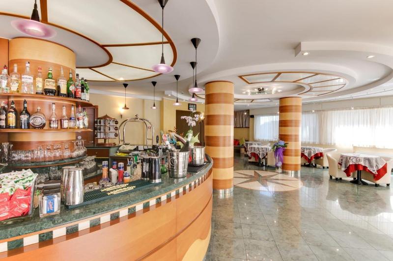 Hotel Cavour image