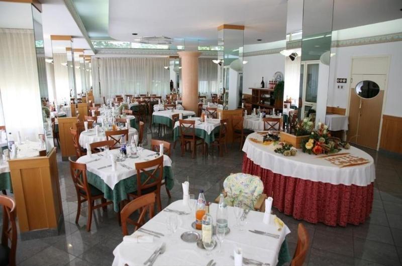 Hotel Cavour image