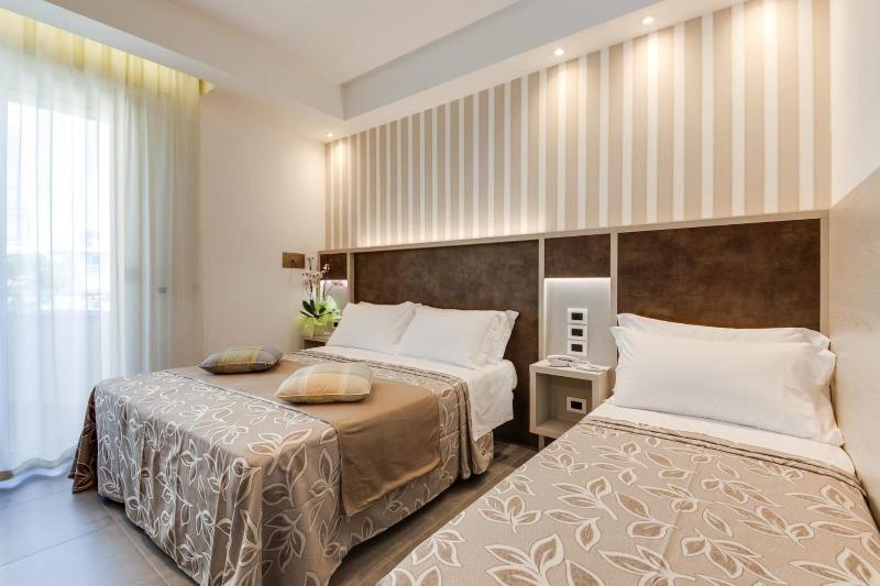 Hotel Cavour image