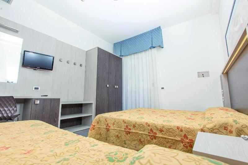 Hotel Cavour image