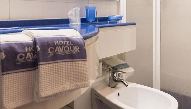 Hotel Cavour image