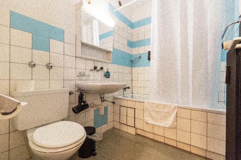 lHyve Hostel Basel image