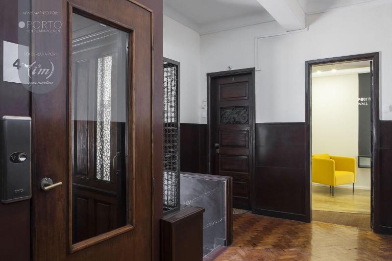 ORM- Saraiva de Carvalho apartments image