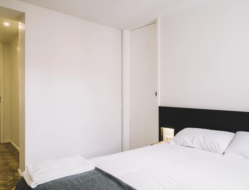 ORM- Saraiva de Carvalho apartments image