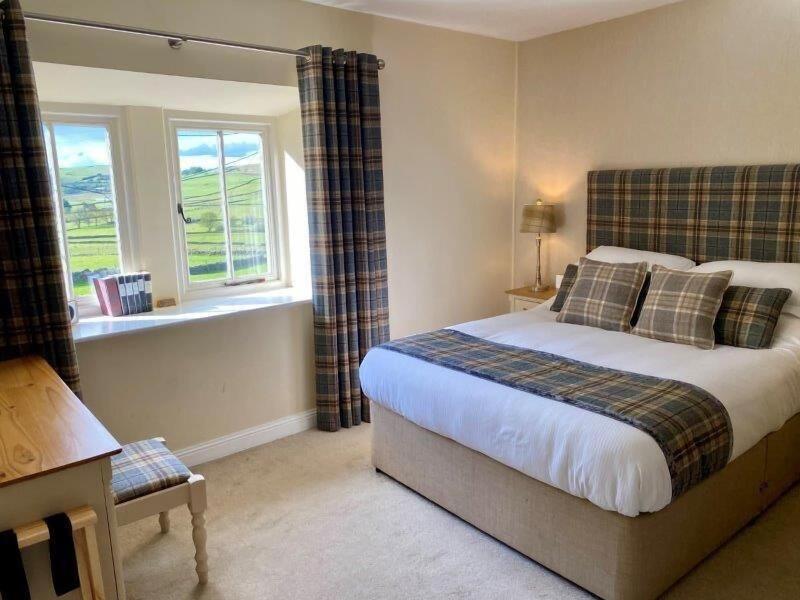 The Alma Inn image
