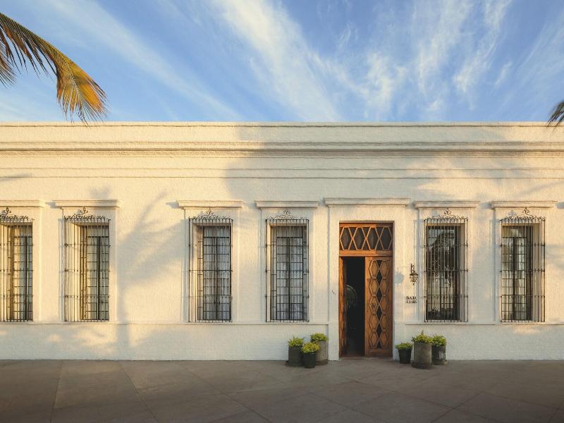 Hotel Baja Club