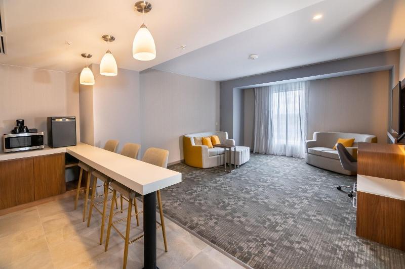 Courtyard by Marriott Mexicali image