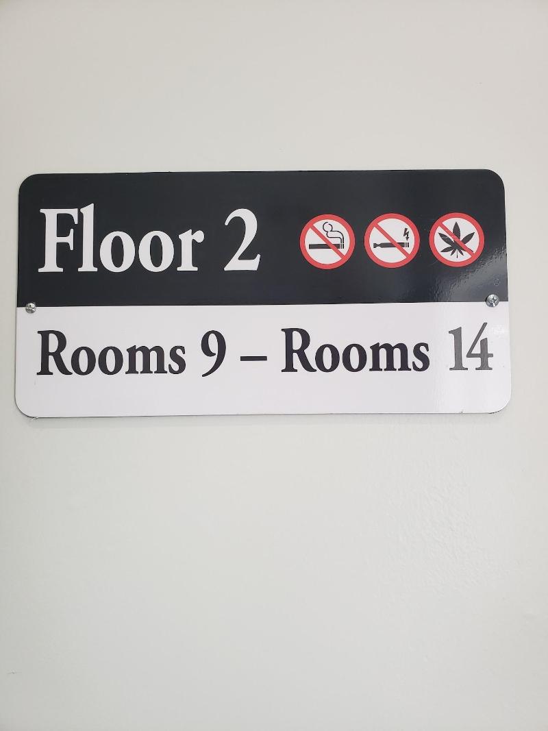 Toronto Rooms and Suites image