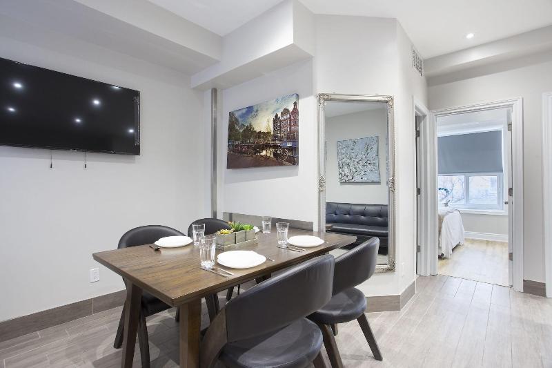 Toronto Rooms and Suites image