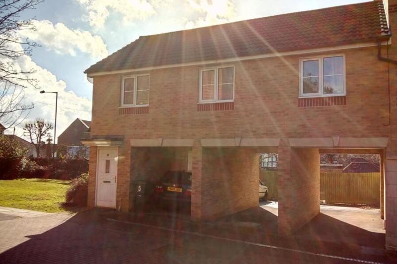 Charming Cosy Coach House in Fishponds, Bristol — main photo