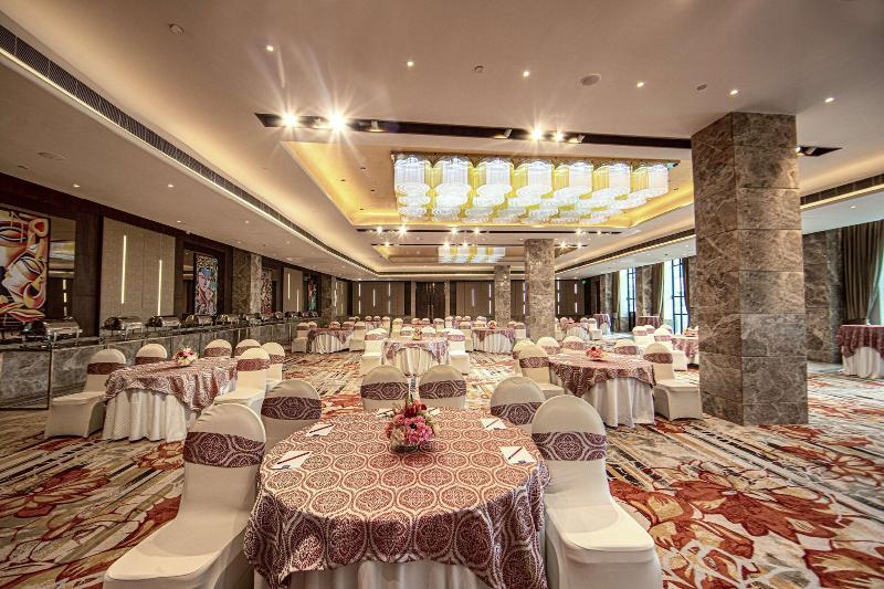 The Gaurs Sarovar Portico image
