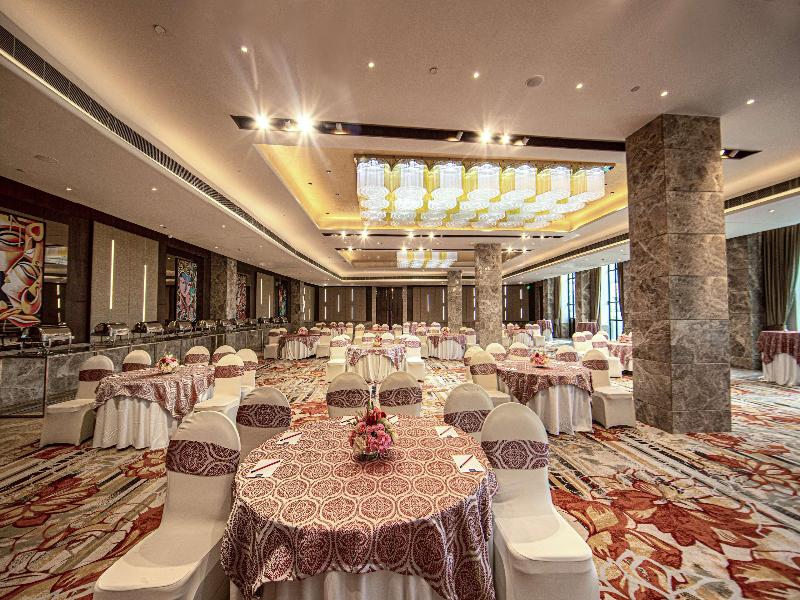 The Gaurs Sarovar Portico image
