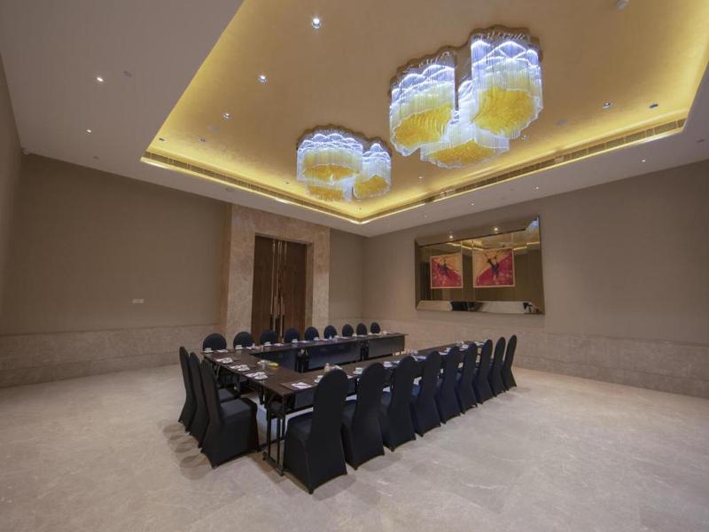 The Gaurs Sarovar Portico image