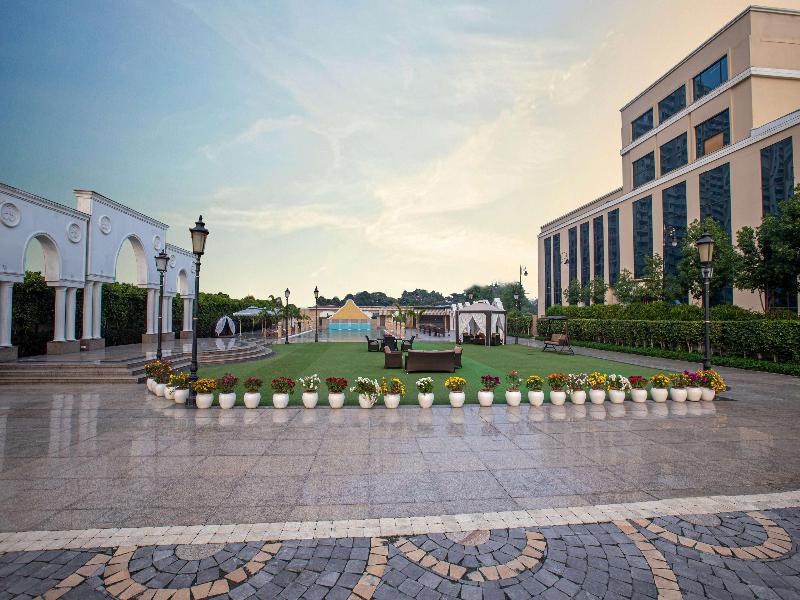 The Gaurs Sarovar Portico image