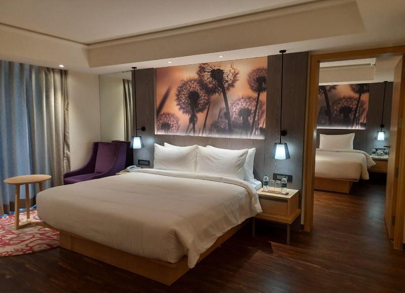 The Gaurs Sarovar Portico image