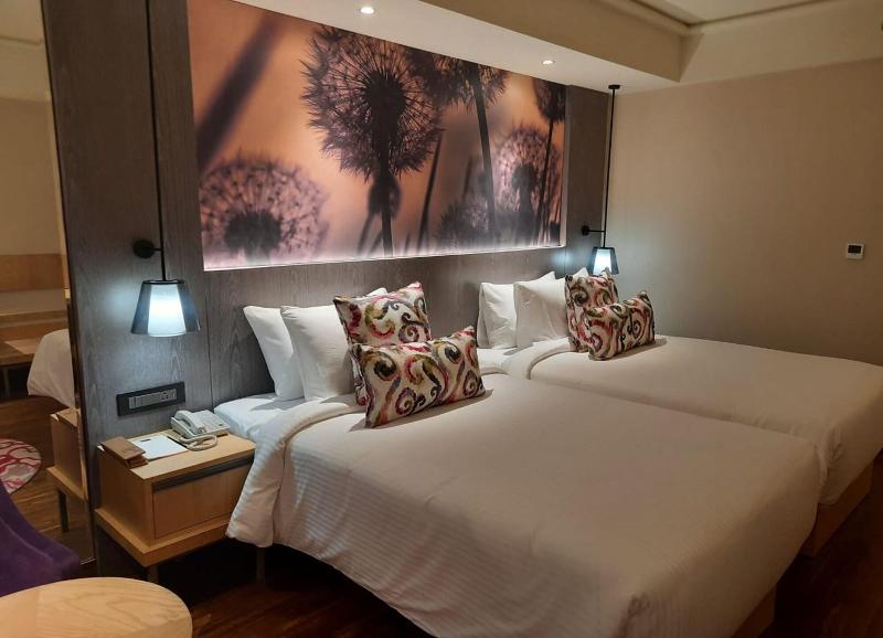 The Gaurs Sarovar Portico image