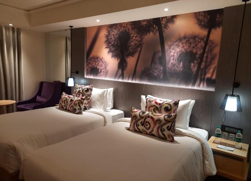 The Gaurs Sarovar Portico image