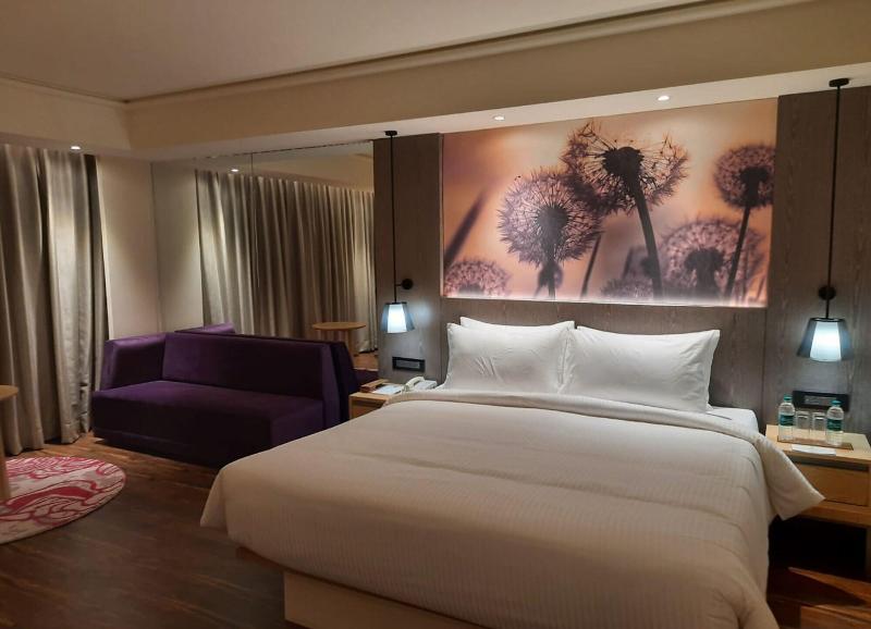 The Gaurs Sarovar Portico image