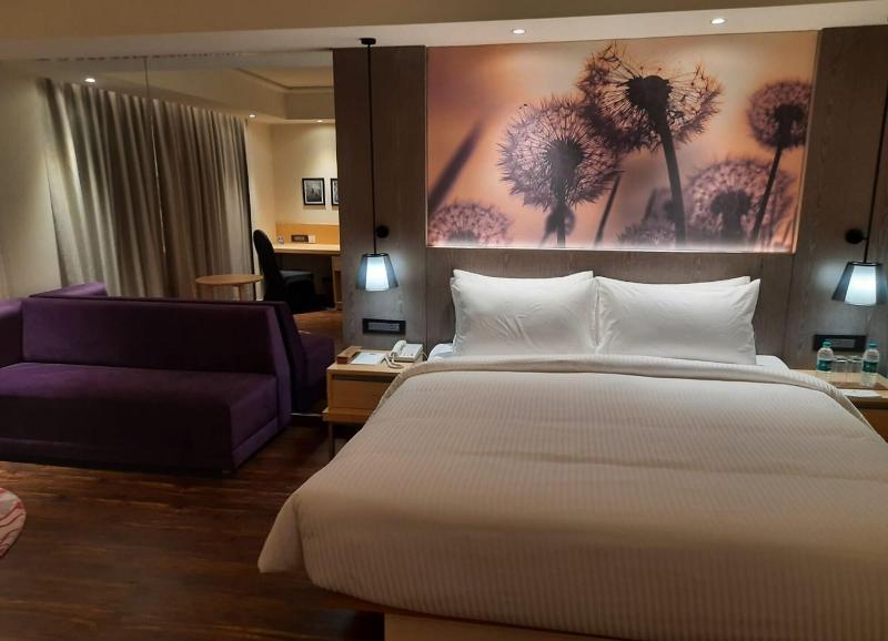 The Gaurs Sarovar Portico image