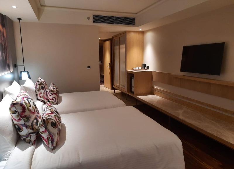 The Gaurs Sarovar Portico image