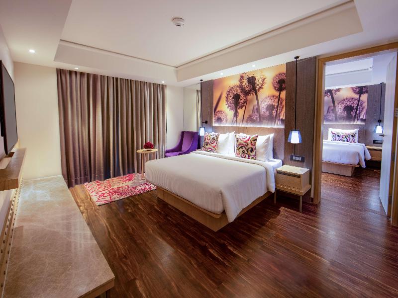 The Gaurs Sarovar Portico image