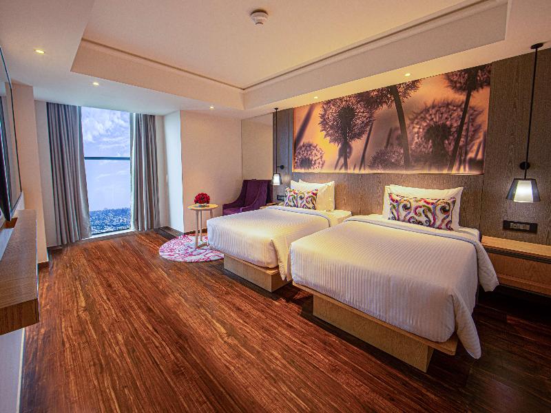 The Gaurs Sarovar Portico image
