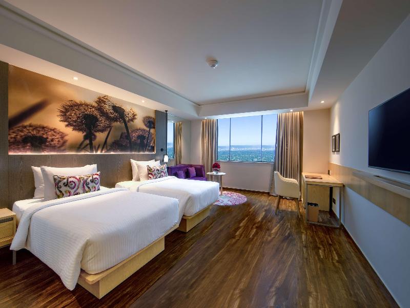 The Gaurs Sarovar Portico image