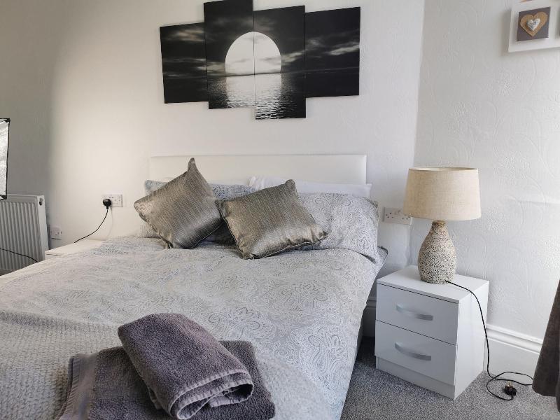 The Thoresby Guest House Scarborough image