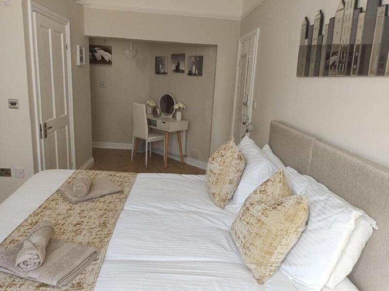 The Thoresby Guest House Scarborough image