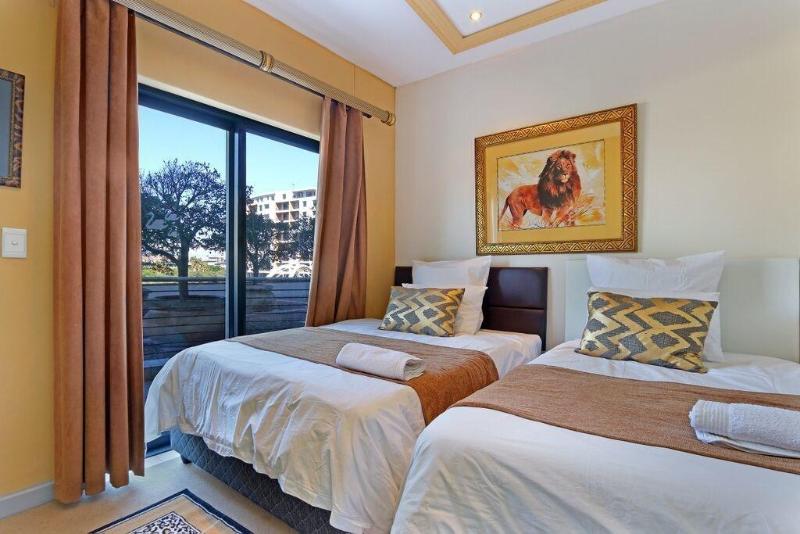 Knightsbridge Tower Apartment image