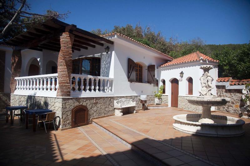 Hostal Mar de Frente image